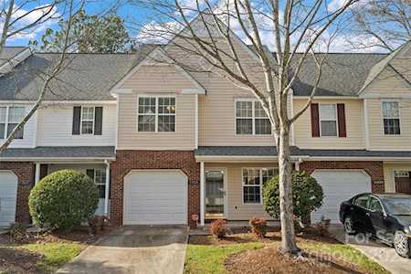 11824 Kevin Henry Place Charlotte, NC 28277