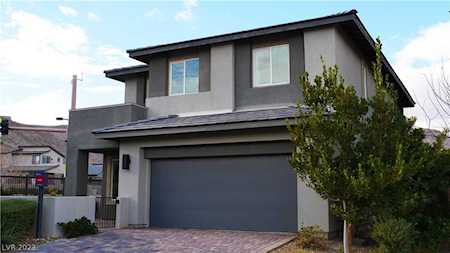 7017 Pearl Hilltop Ct Las Vegas, NV 89148