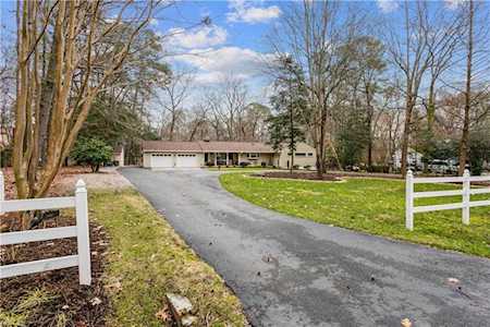109 Dogwood Ct Yorktown, VA 23692