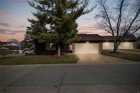 12939 Burning Bush Ct St Louis, MO 63146