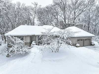15015 Woods Edge Minnetonka, MN 55345