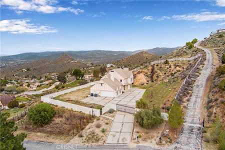 2815 Calmgarden Rd Acton, CA 93510