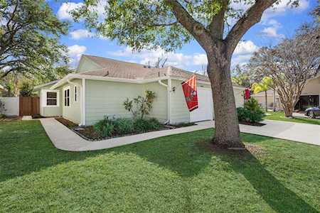 4540 Cedarwood Village Dr Tampa, FL 33624