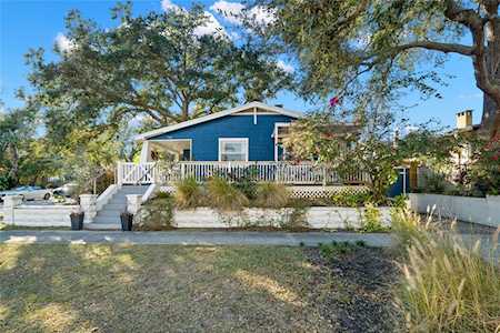 700 8th St N St. Petersburg, FL 33701