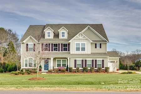 713 Brookmeade Dr Waxhaw, NC 28173