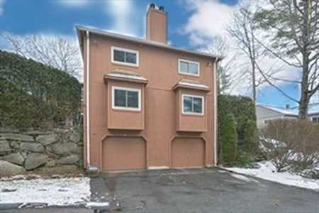 5 Highness Dr #5 Uxbridge, MA 01569