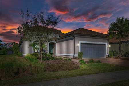 8542 Grand Alberato Rd Tampa, FL 33647