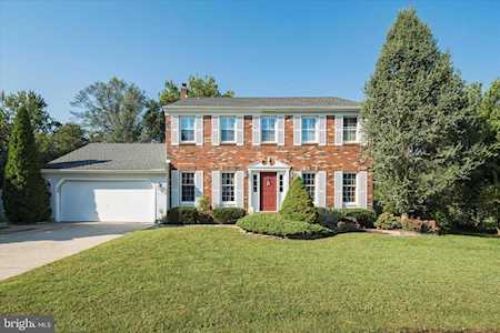 13 Hunter Ct Sewell, NJ 08080
