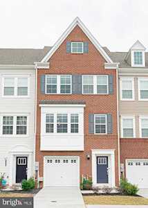 8064 Trotters Chase Ellicott City, MD 21043