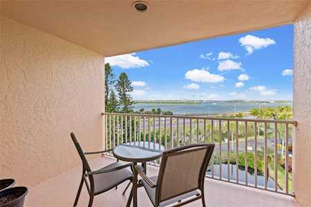 7432 Sunshine Skyway Ln S #701 St. Petersburg, FL 33711