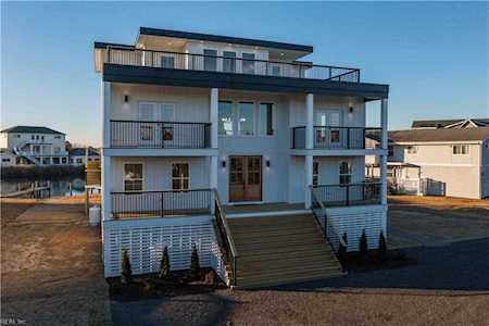 305 Sea Scape Rd Virginia Beach, VA 23456