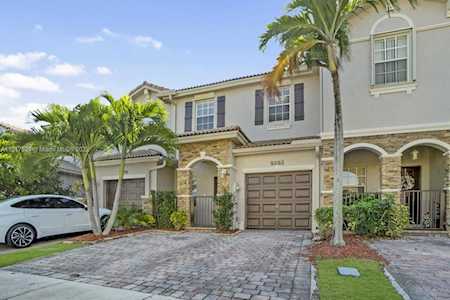 9282 SW 221st St Cutler Bay, FL 33190