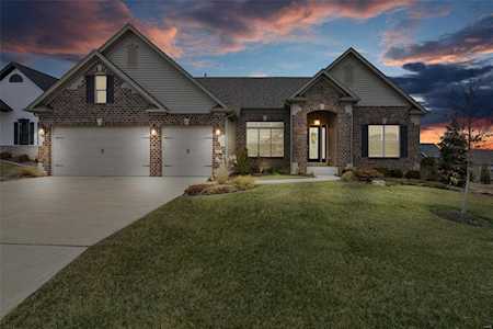 117 Eagle Estates Dr Lake St Louis, MO 63367