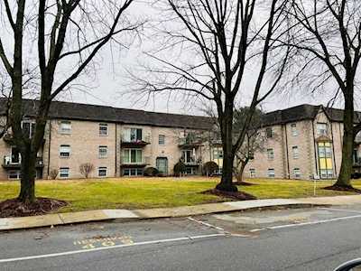 102 Oak Ln #9 Brockton, MA 02301