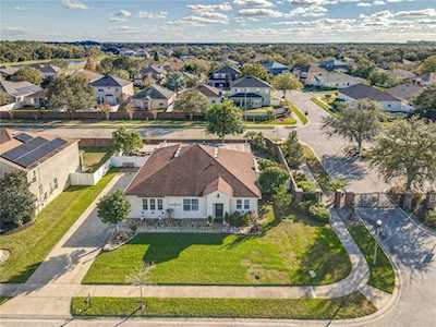 240 Country Cottage Ln Winter Garden, FL 34787