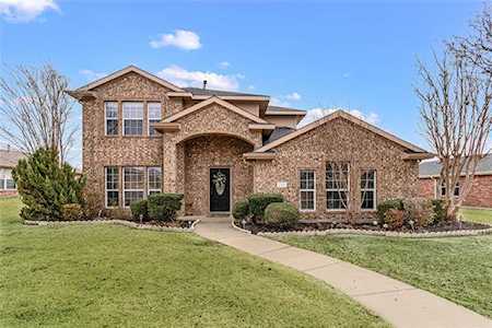 2120 Harvester Drive Rockwall, TX 75032