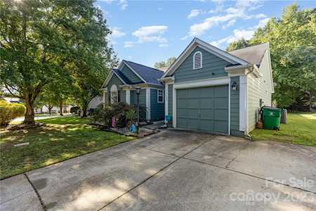 9207 Stone Abbey Place Charlotte, NC 28215