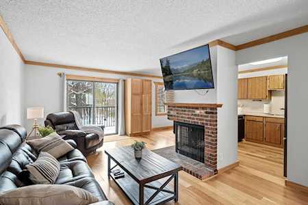 4321 Arden View Court Arden Hills, MN 55112