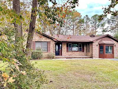 805 Plantation Dr. Surfside Beach, SC 29575