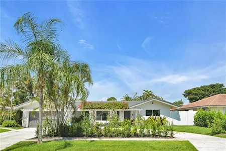 661 SW 8th Ter Boca Raton, FL 33486