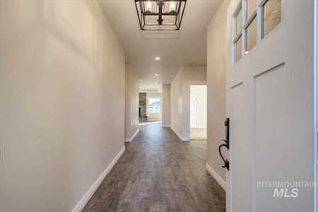 11101 White River Street Caldwell, ID 83605