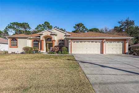 184 Cypress Blvd E Homosassa, FL 34446