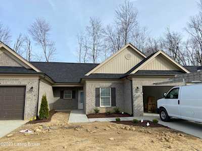 6511 Blum Farm Ct Louisville, KY 40291
