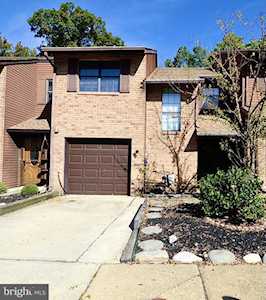 5 Lafayette Ln Cherry Hill, NJ 08003