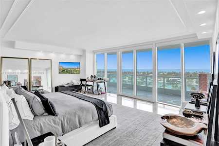 19955 NE 38th Ct #1203 Aventura, FL 33180