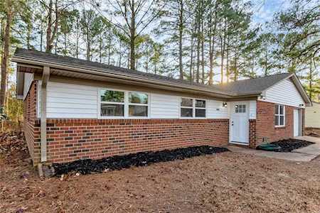3304 Brandywine Dr Chesapeake, VA 23321