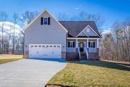 4820 Lord Andrews Place Liberty, NC 27298