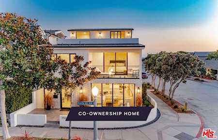 1703 Plaza Del Sur Newport Beach, CA 92661
