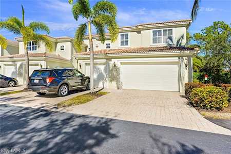 1405 Mariposa Cir #204 Naples, FL 34105
