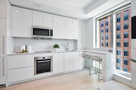 135 Seaport Boulevard #135-912 Boston, MA 02210