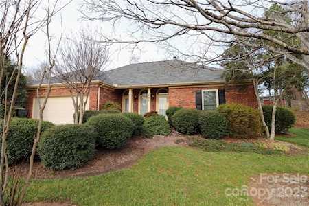 461 Brook Valley Ct Concord, NC 28025