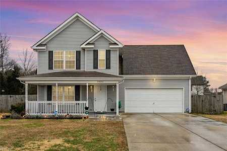 1426 Keaton Way Chesapeake, VA 23321