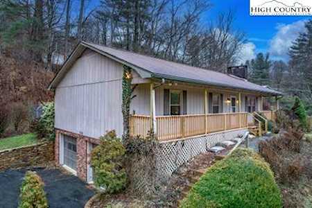 306 Green Briar Rd Boone, NC 28607
