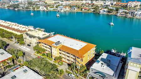 692 Bayway Blvd #405 Clearwater Beach, FL 33767