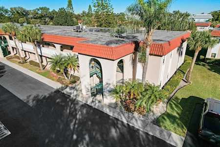 1750 Belleair Forest Dr #C20 Belleair, FL 33756