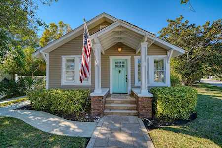 724 Bruce Ave Clearwater, FL 33767
