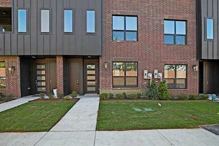1737 W Cantey Street Fort Worth, TX 76110