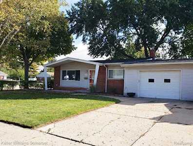 43040 Penny Sterling Heights, MI 48314