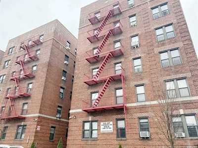 4252 Layton Street #3C Elmhurst, NY 11373