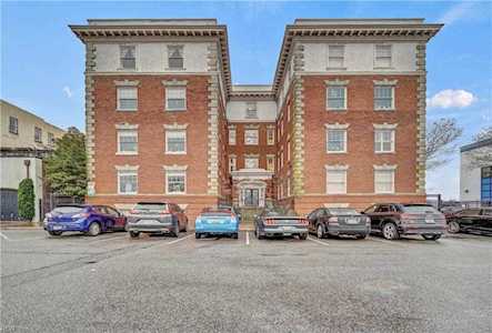 429 W York St #4A Norfolk, VA 23510
