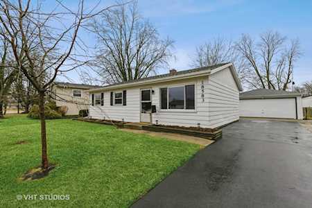 18583 W Karen Ln Gurnee, IL 60031