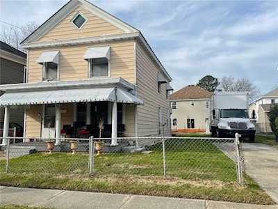 719 28th St Newport News, VA 23607