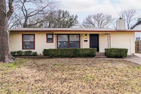 1208 Mockingbird Lane Arlington, TX 76013