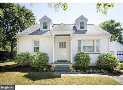21 Red Mill Rd Newark, DE 19711