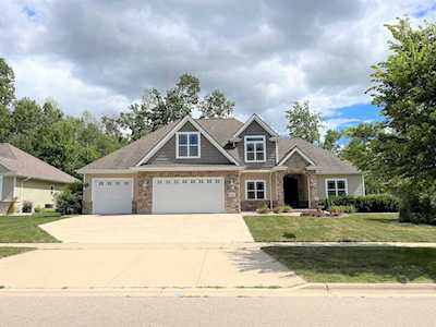 1036 Faversham Way Green Bay, Village of Howard, WI 54313-7491