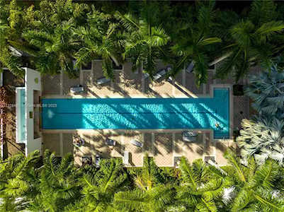 133 NE 2nd Ave #1204 Miami, FL 33132